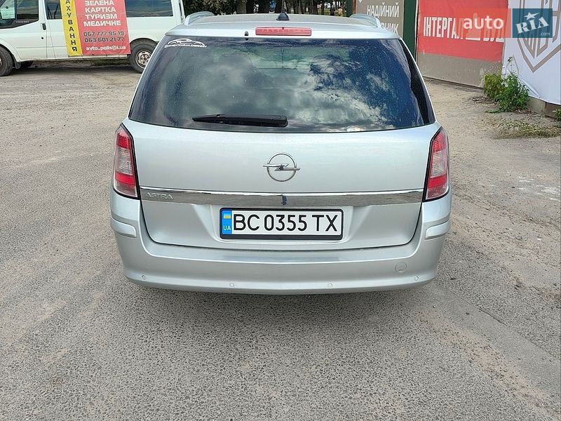 Универсал Opel Astra 2008 в Львове