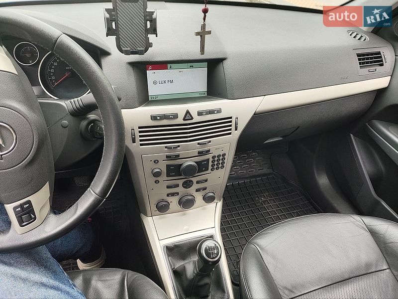 Универсал Opel Astra 2008 в Львове