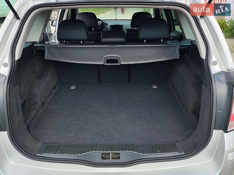 Универсал Opel Astra 2008 в Львове