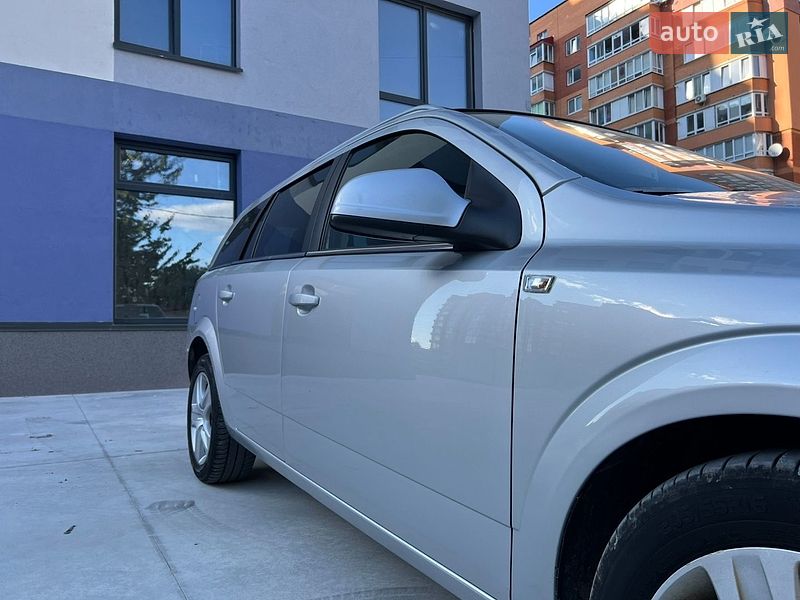 Универсал Opel Astra 2009 в Тернополе фото 3 Универсал Opel Astra 2009 в Тернополе