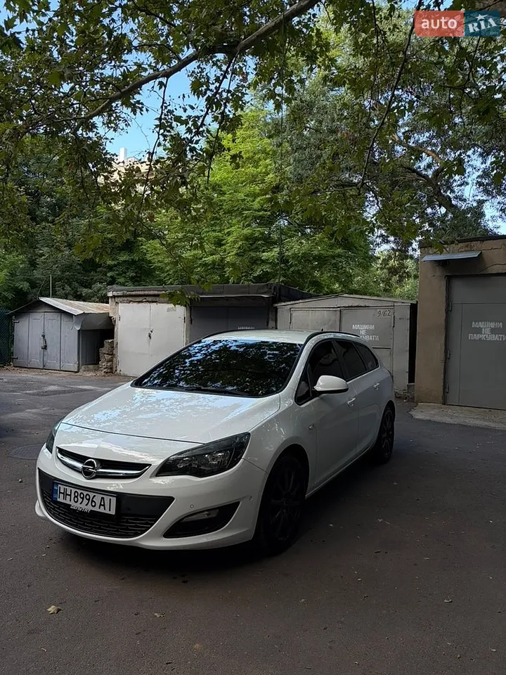 2015 Opel Astra - фото 1