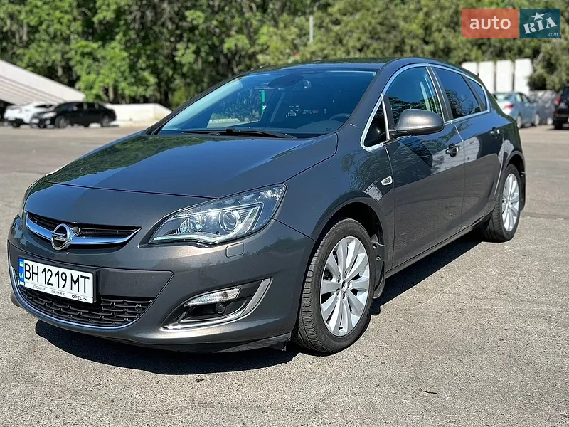 Opel Astra 2013