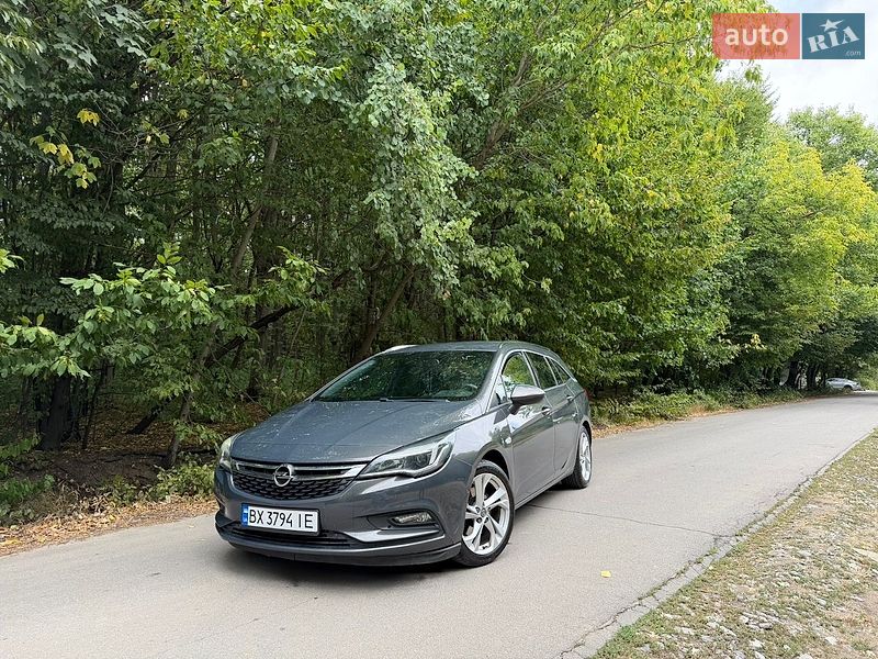 Универсал Opel Astra 2016 в Хмельницком