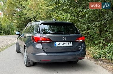 Универсал Opel Astra 2016 в Хмельницком
