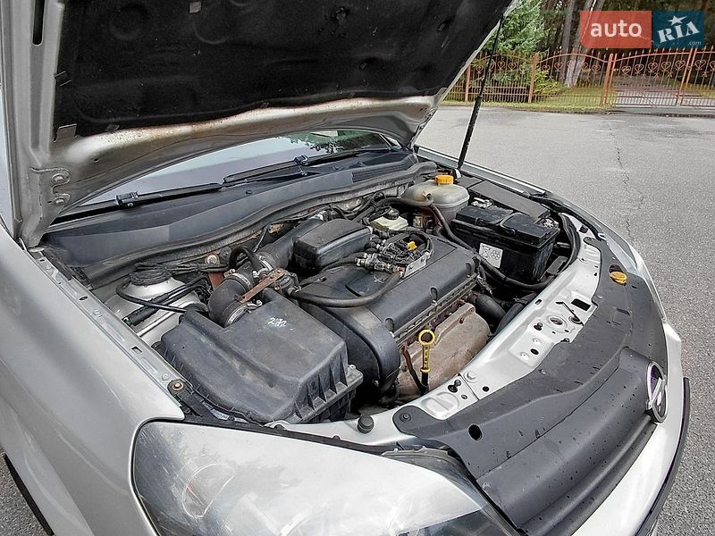 Седан Opel Astra 2008 в Киеве