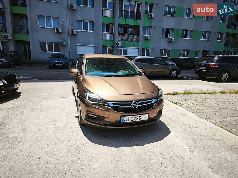 Хэтчбек Opel Astra 2017 в Прилуках
