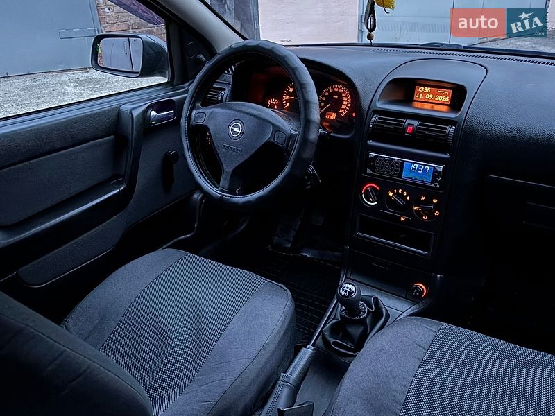 Седан Opel Astra 2008 в Бердичеве