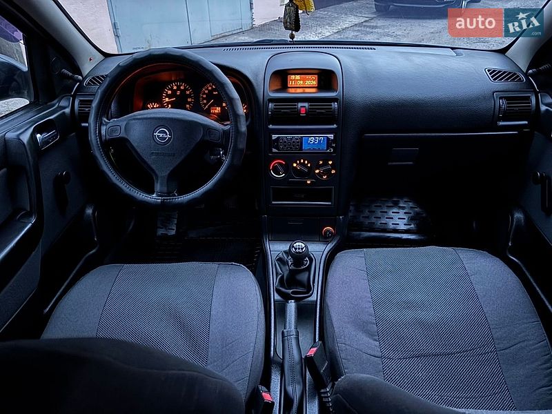 Седан Opel Astra 2008 в Бердичеве