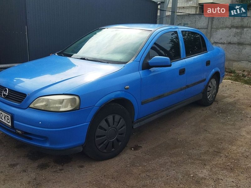 Opel Astra 2000