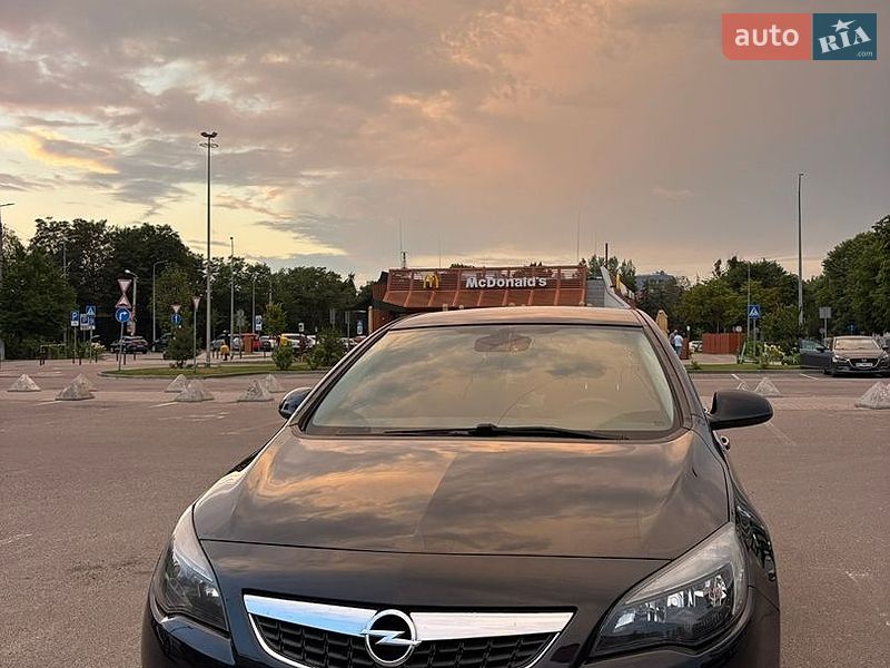 Opel Astra 2010