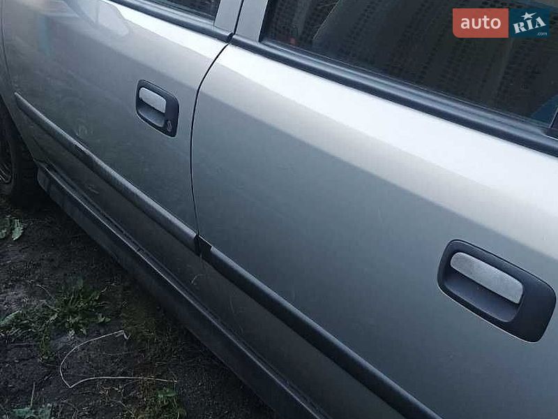 Седан Opel Astra 2009 в Черняхові