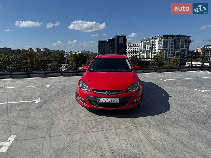 Opel Astra 2013