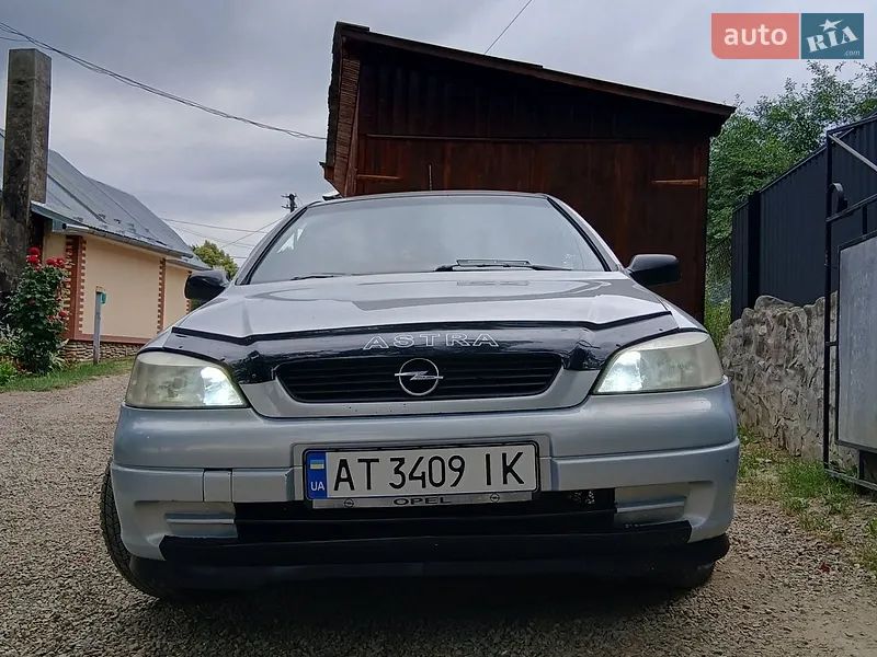 Opel Astra 2004