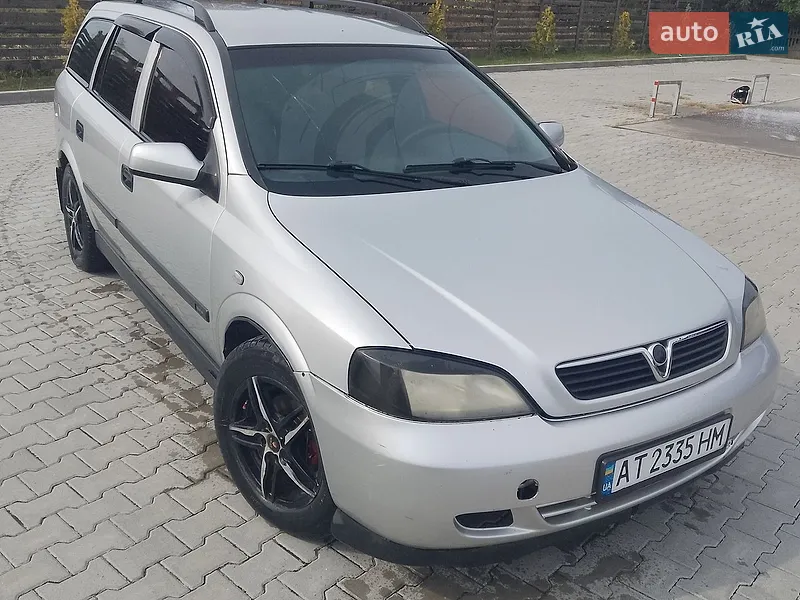 Opel Astra 2004