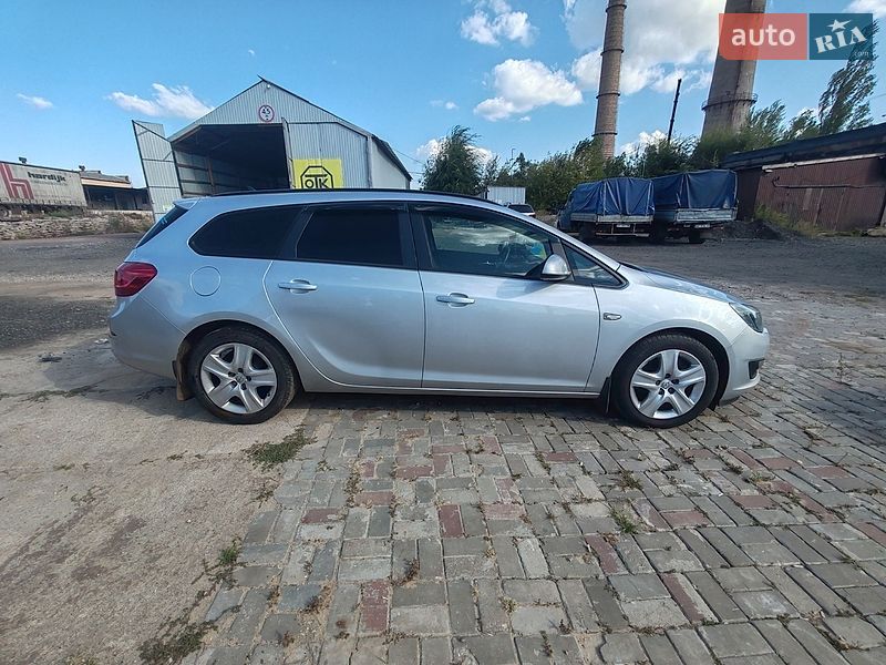 Opel Astra 2015