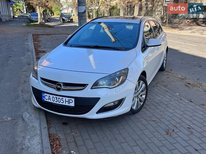 Opel Astra 2013