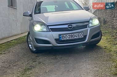 Opel Astra 2010