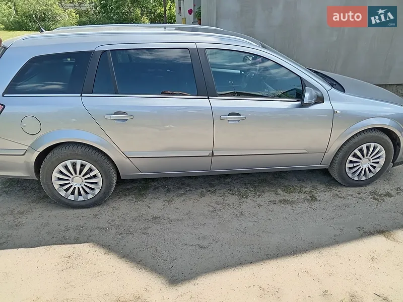Opel Astra 2008
