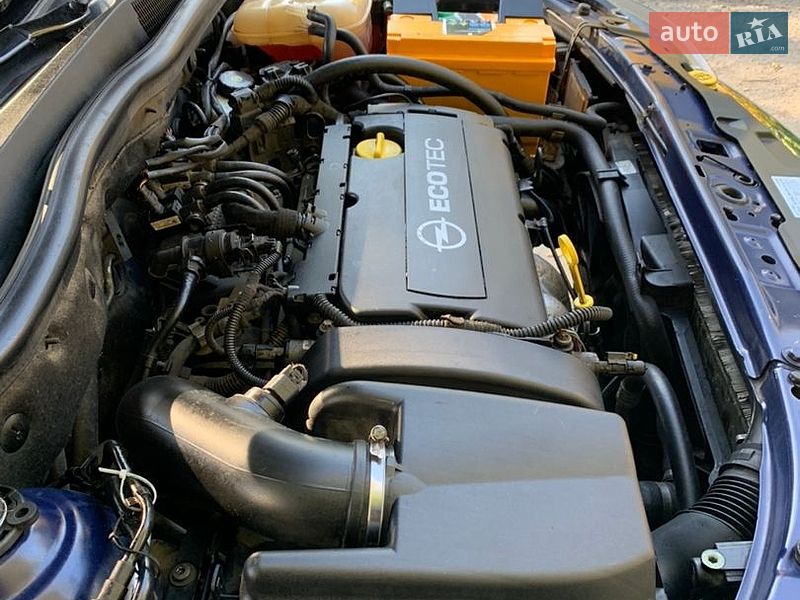 Універсал Opel Astra 2013 в Дніпрі