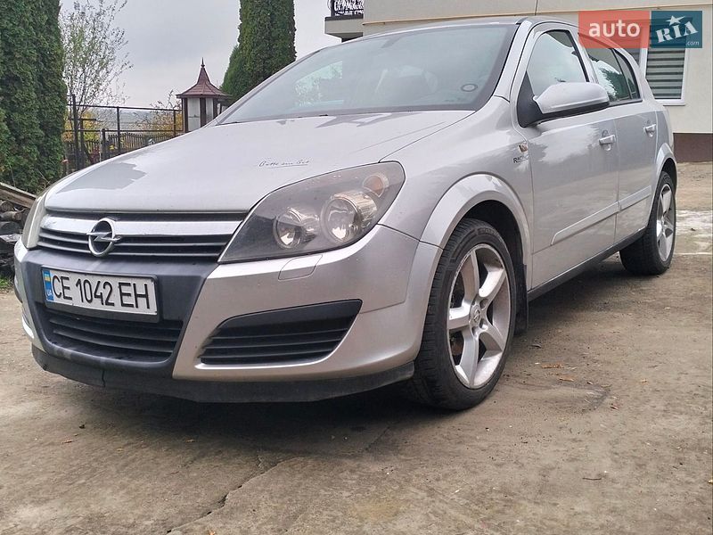 Хэтчбек Opel Astra 2004 в Львове