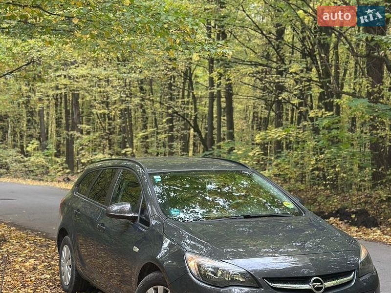 Opel Astra 2014