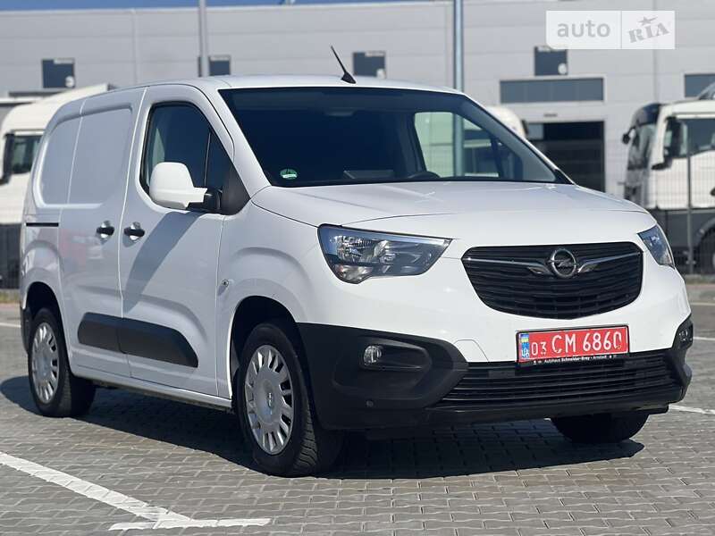 Седан Opel Combo Cargo