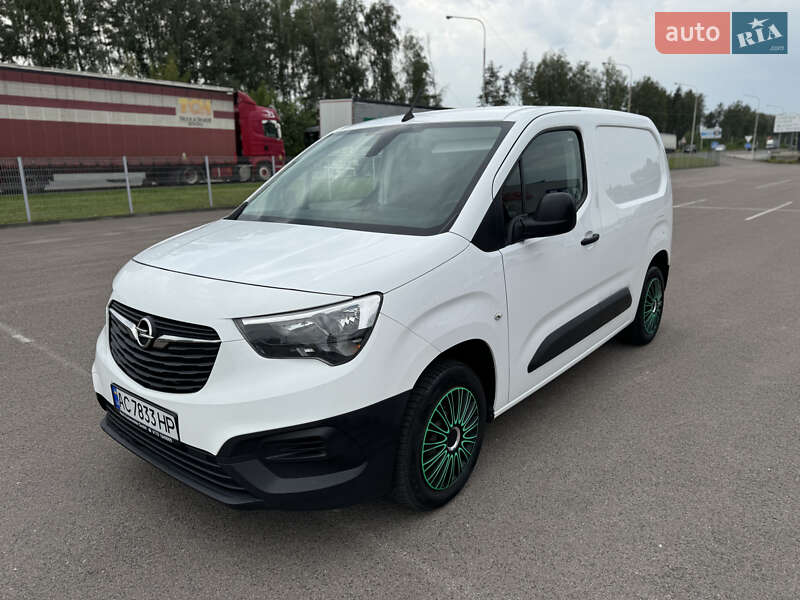Грузовики Opel Combo Cargo