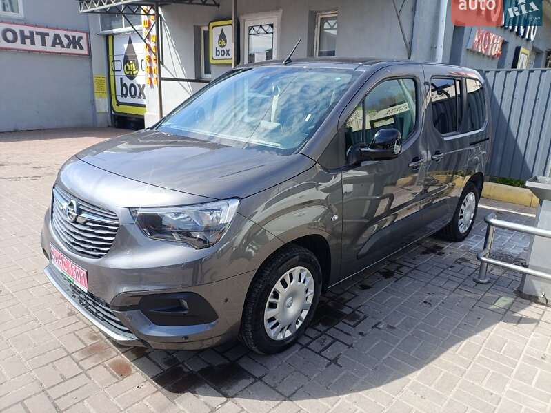 Універсал Opel Combo-e