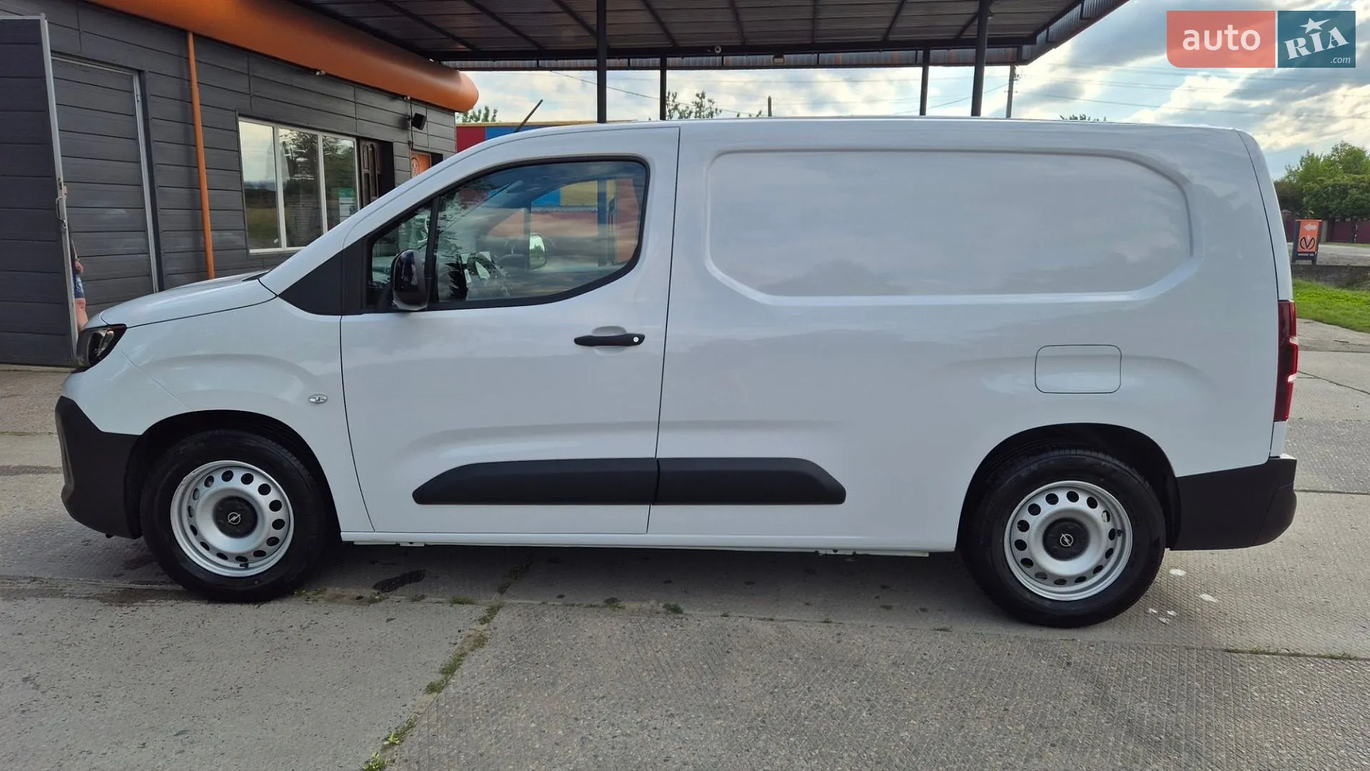 Opel Combo-e 2025 VIN W0VENZKU3SJ814013 фото оголошення 5 з 11