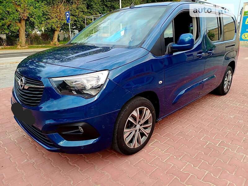 Мінівен Opel Combo Life