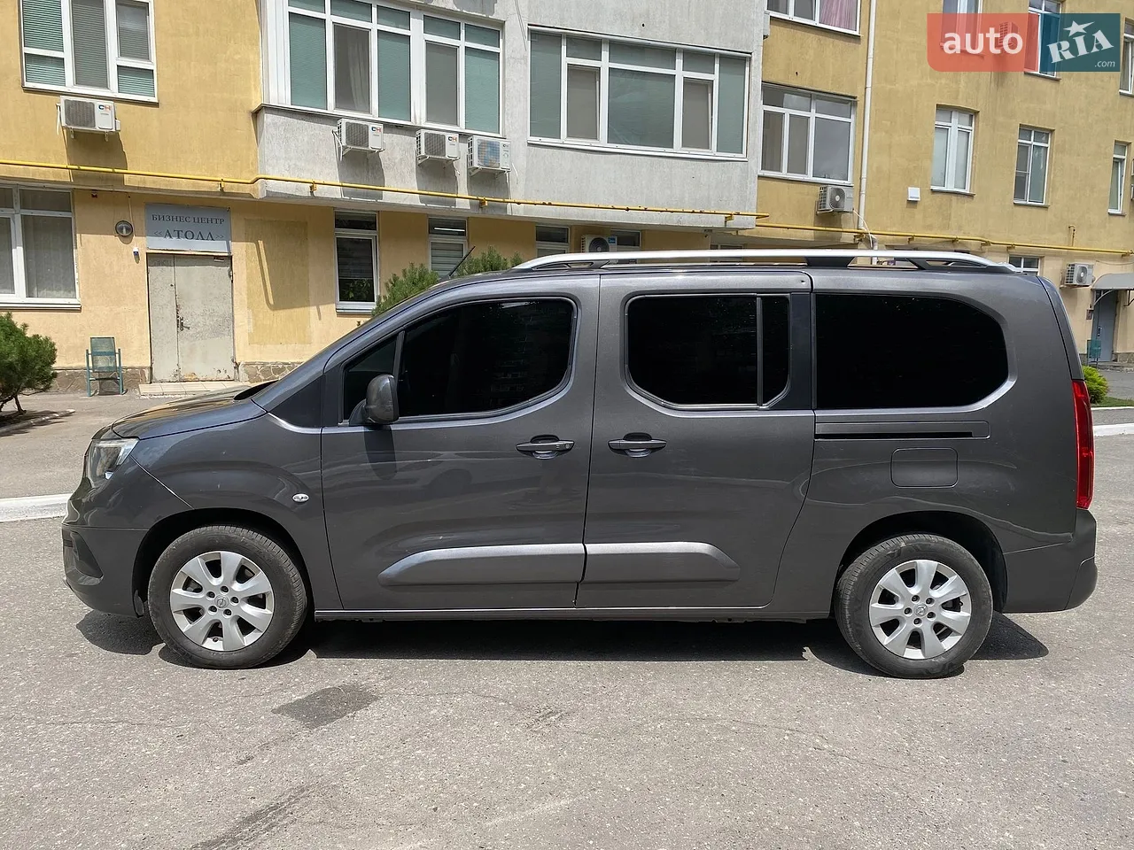 2020 Opel Combo - мініатюра 3