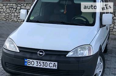 Opel Combo  2004