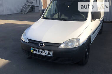 Opel Combo  2010