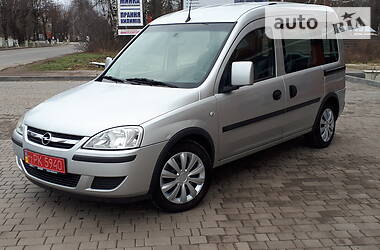 Opel Combo RIDNA FARBA 2009