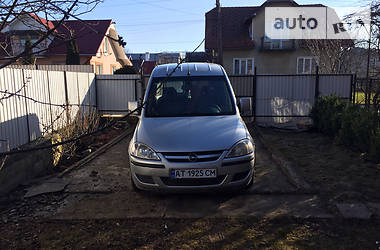 Opel Combo  2008