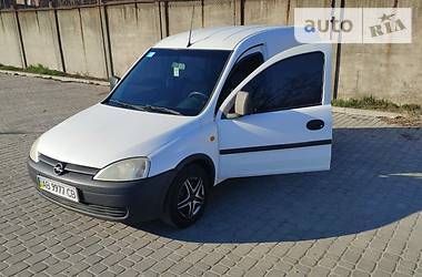 Opel Combo  2004