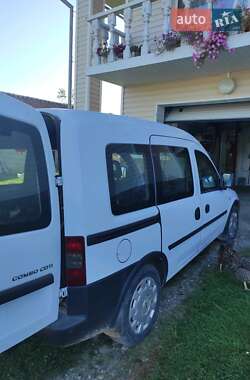 Opel Combo  2008