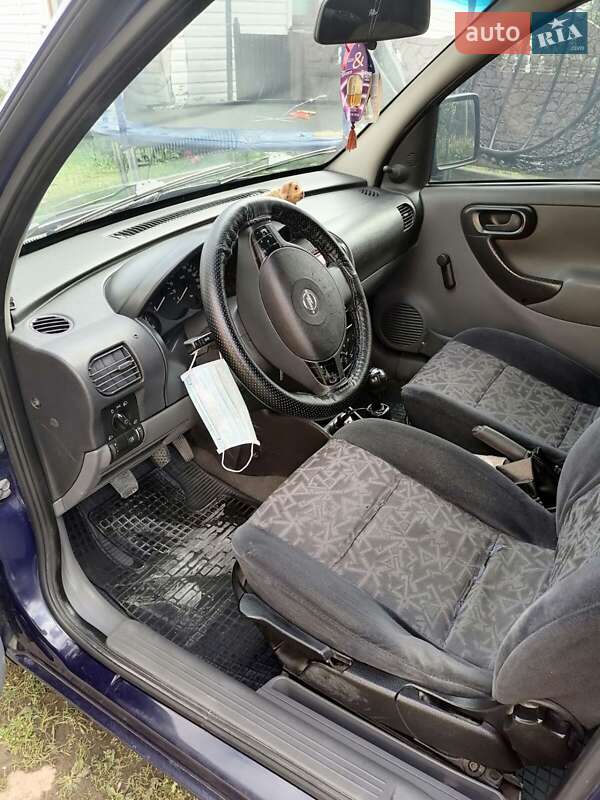 Минивэн Opel Combo 2005 в Надворной