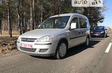 Opel Combo  2009