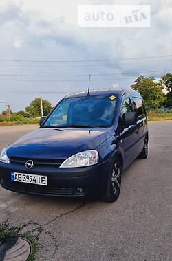 Opel Combo  2010