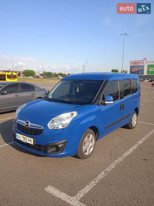 Мінівен Opel Combo 2012 в Києві