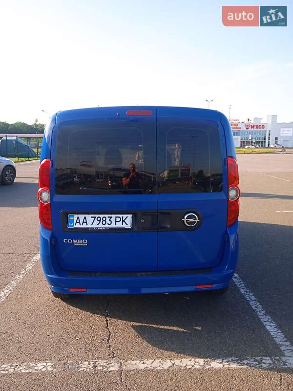 Мінівен Opel Combo 2012 в Києві