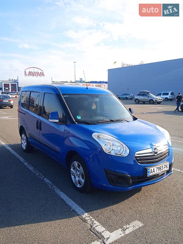 Мінівен Opel Combo 2012 в Києві