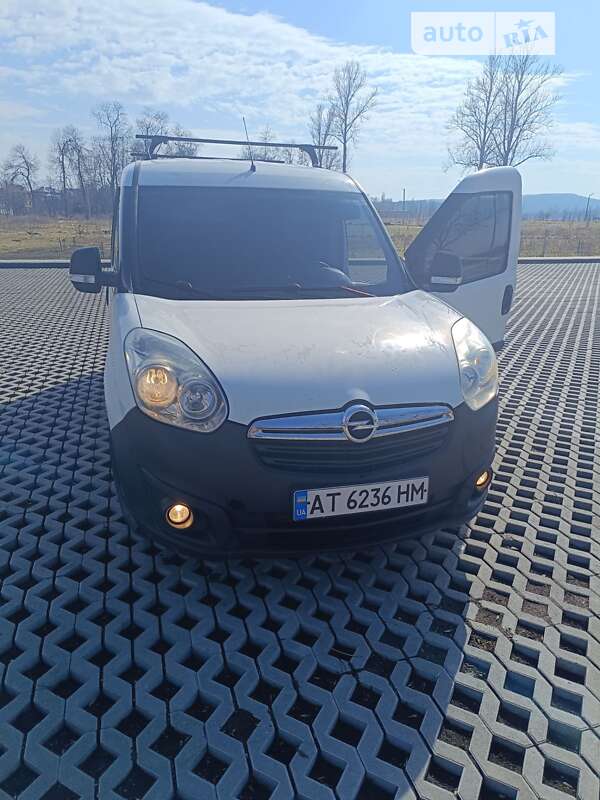 Грузовики Opel Combo