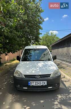 Opel Combo  2011
