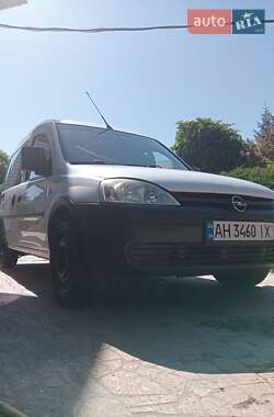 Opel Combo  2009