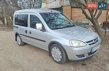 Opel Combo 2010