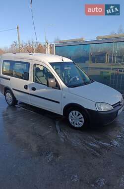 Opel Combo  2006