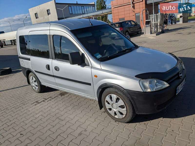 Мінівен Opel Combo 2002 в Києві