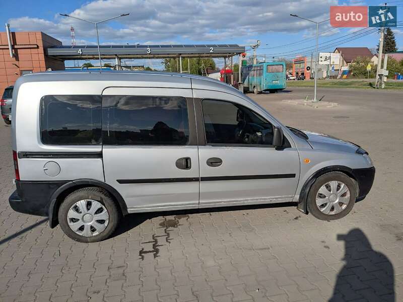 Мінівен Opel Combo 2002 в Києві